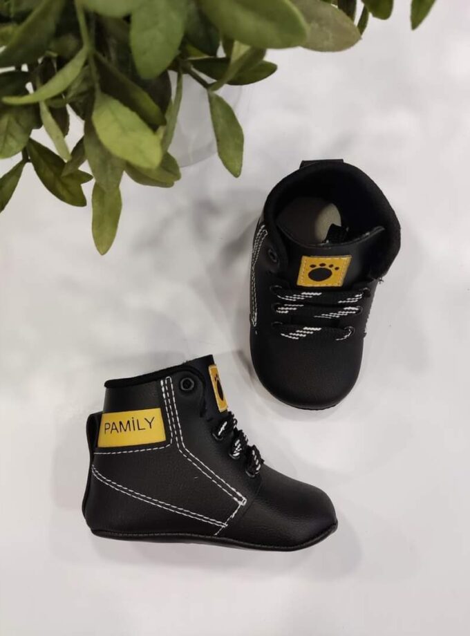 Παπουτσάκια Αγκαλιάς Μποτάκι Μαύρο Bebe