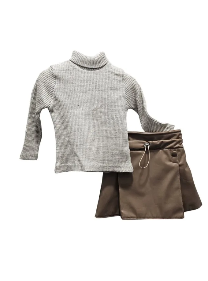 Σύνολο Πλεκτή Μπλούζα με Δερματίνη Φούστα Μπεζ
